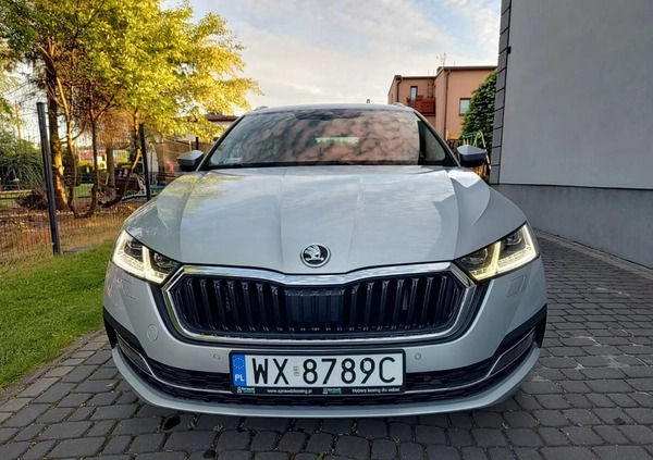 Skoda Octavia cena 96899 przebieg: 100000, rok produkcji 2021 z Golina małe 742